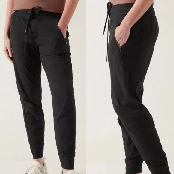 Athleta Trekkie North Jogger in Black Size 12 Petite Style 405726 - Picture 1 of 6